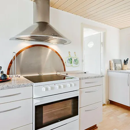 Nyaraló Ajo - 2km From The Sea By Interhome
